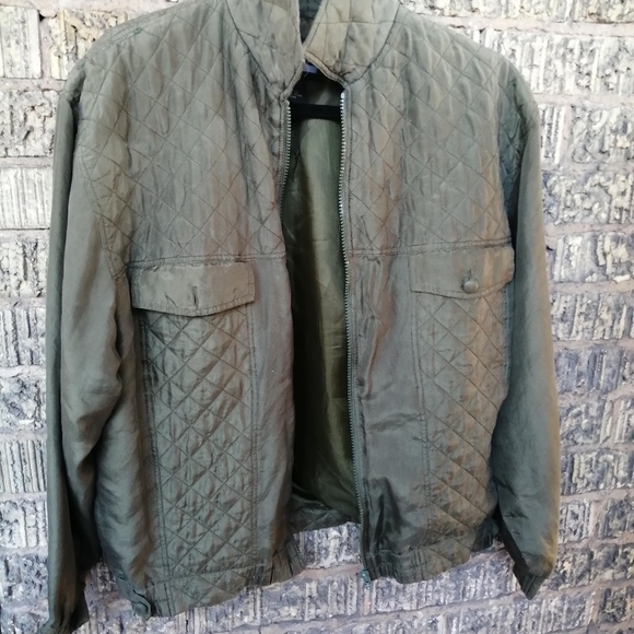 Beautiful Vintage 100% silk ladies green jacket - Picture 2 of 8